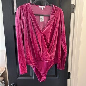 AND NOW THIS Women's Velvet Bodysuit in Rich Pink